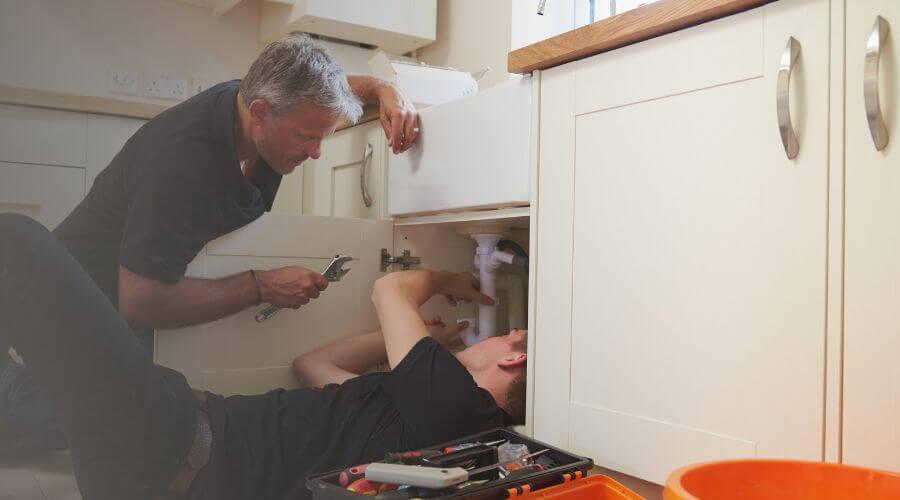 Professional burst pipe repair services in Midlothian, IL
